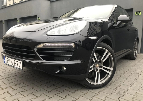 Porsche Cayenne cena 111111 przebieg: 152000, rok produkcji 2011 z Katowice małe 742